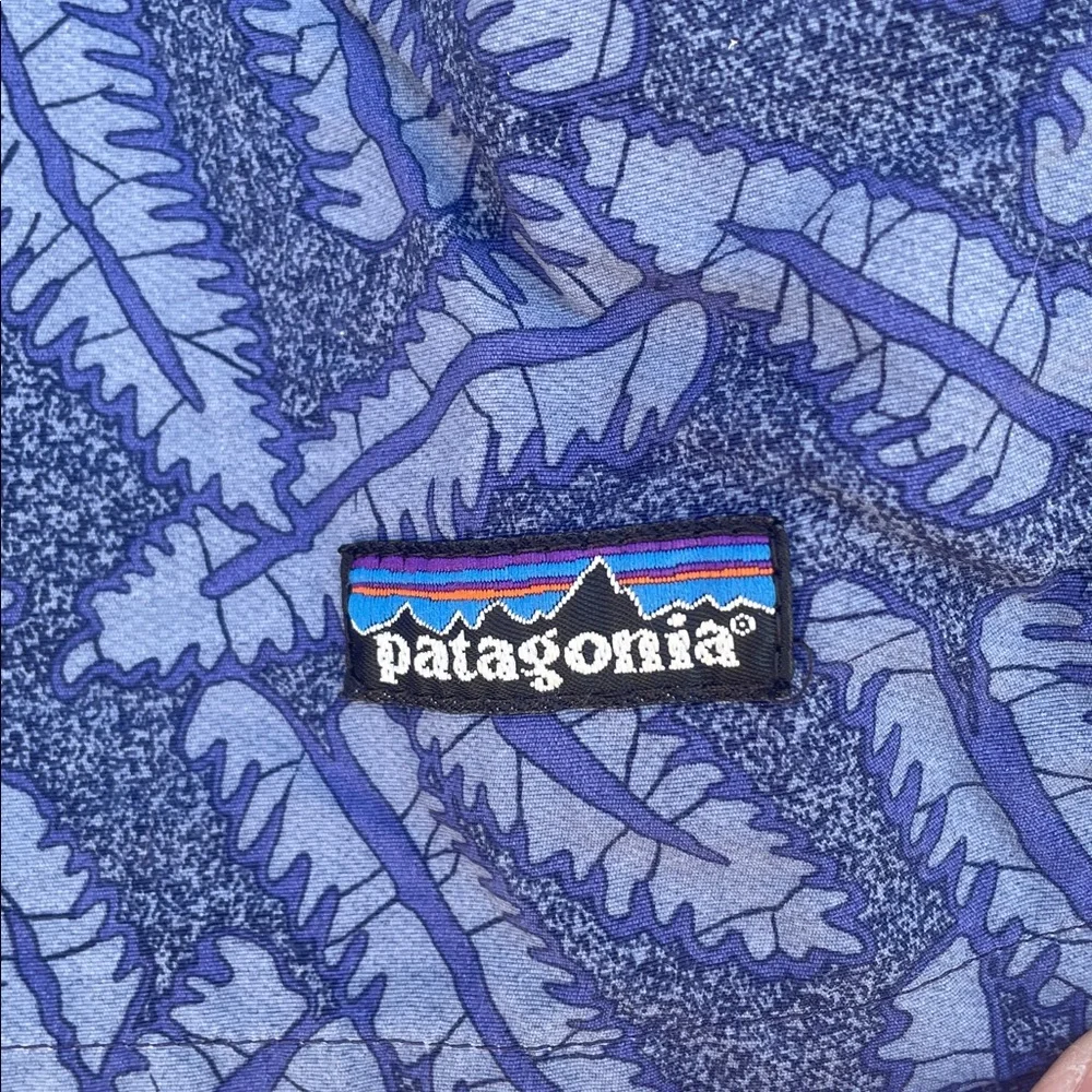 Patagonia Blue Leafy Pattern Lined Swim Trunks L